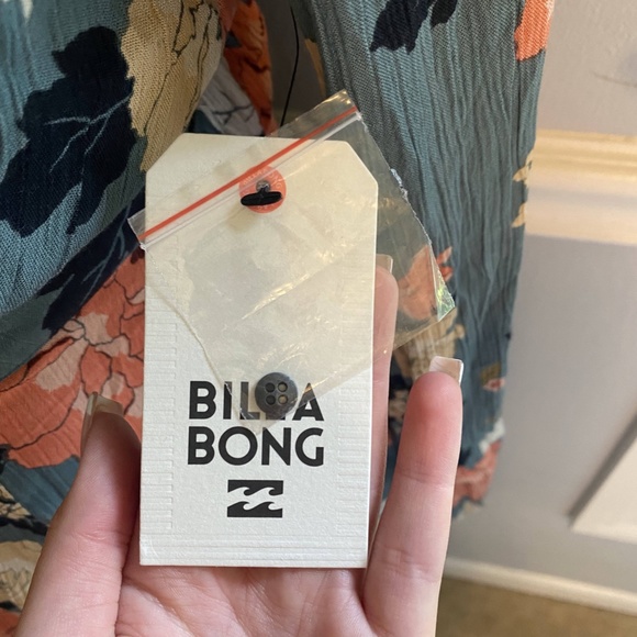 Billabong Floral Dress - Picture 5 of 9